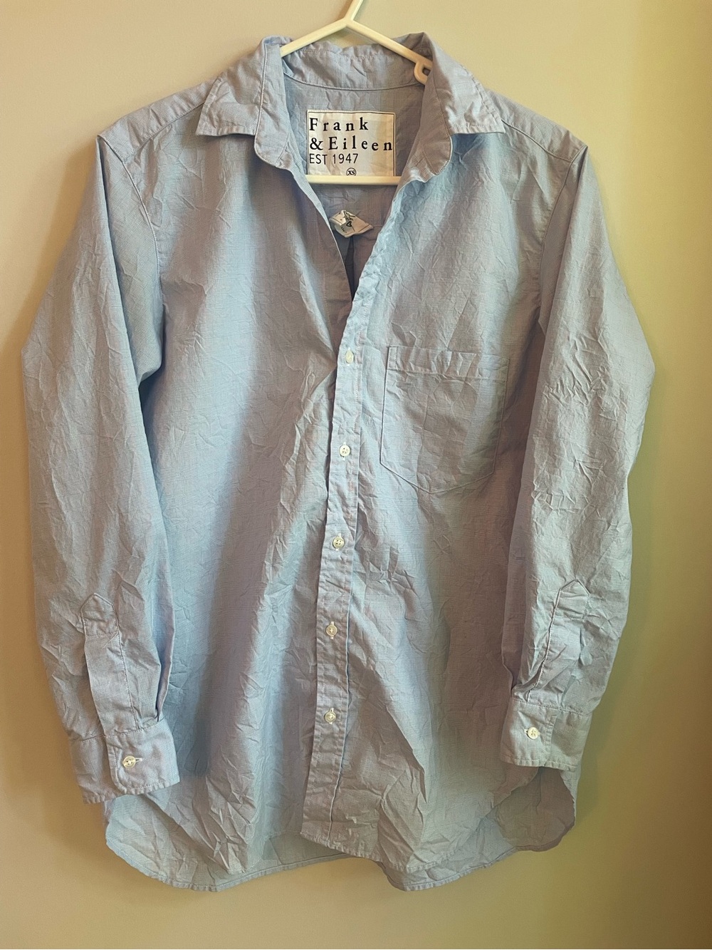 Frank and Eileen Joedy Wrinkled Plaid Blue and Pink Button Down Shirt XS
